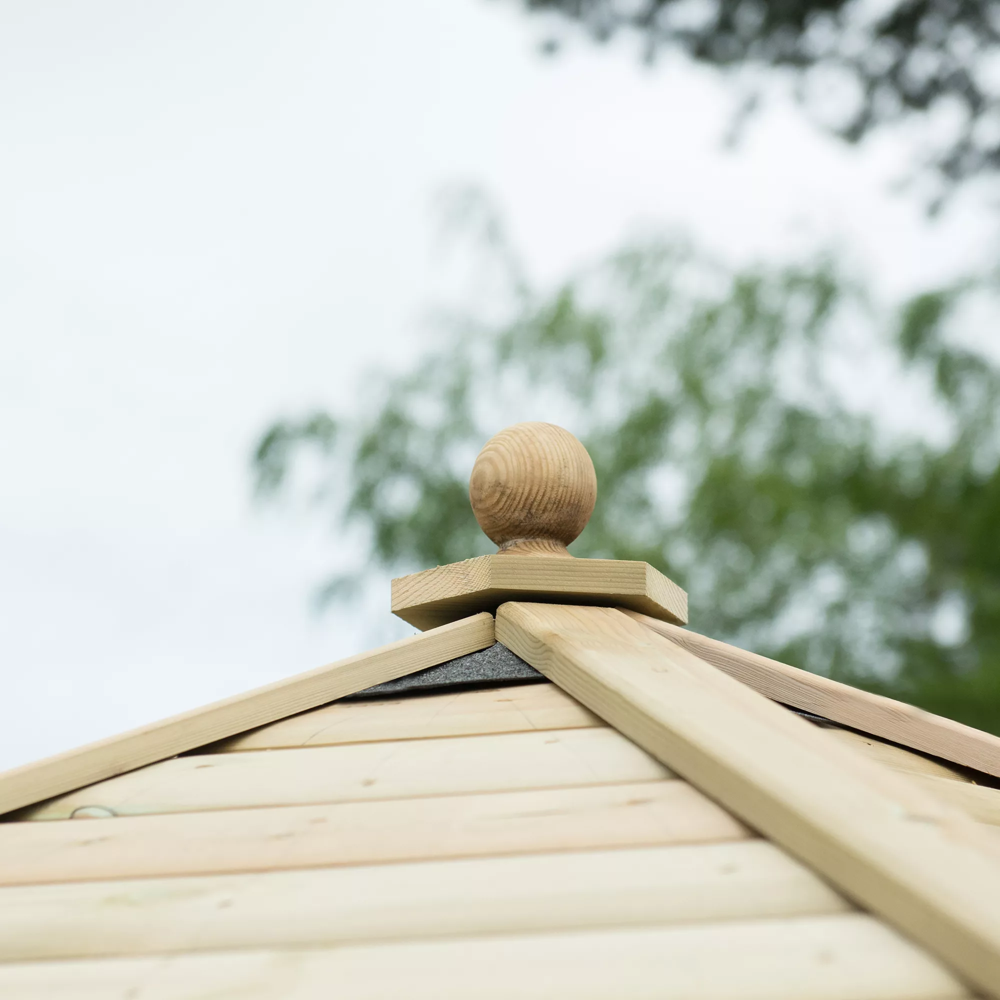 Forest Garden Premium Octagonal Gazebo, (W)5.27m (D)3.78m - Image 4