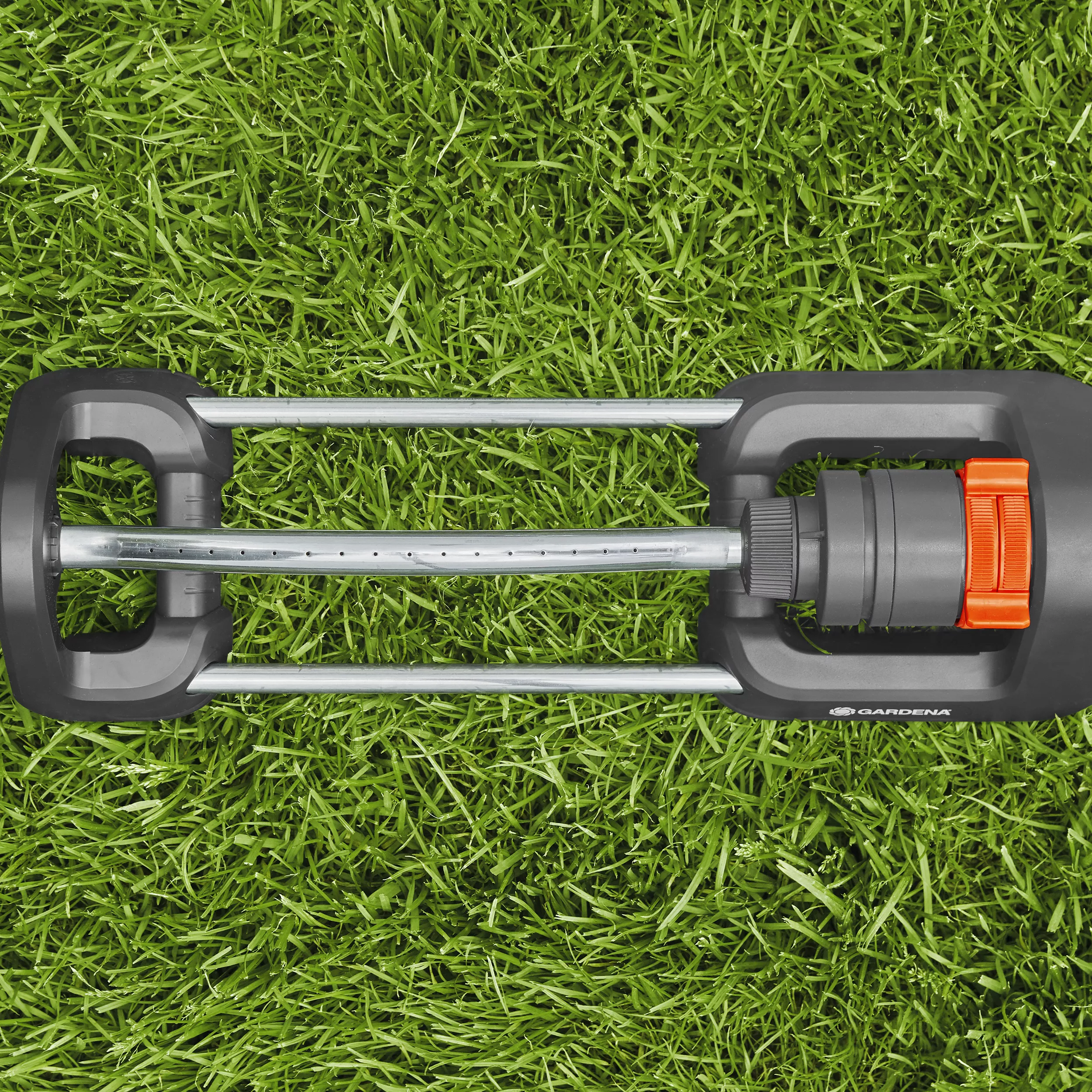 Gardena Aquaroll Oscillating Sprinkler - Image 3