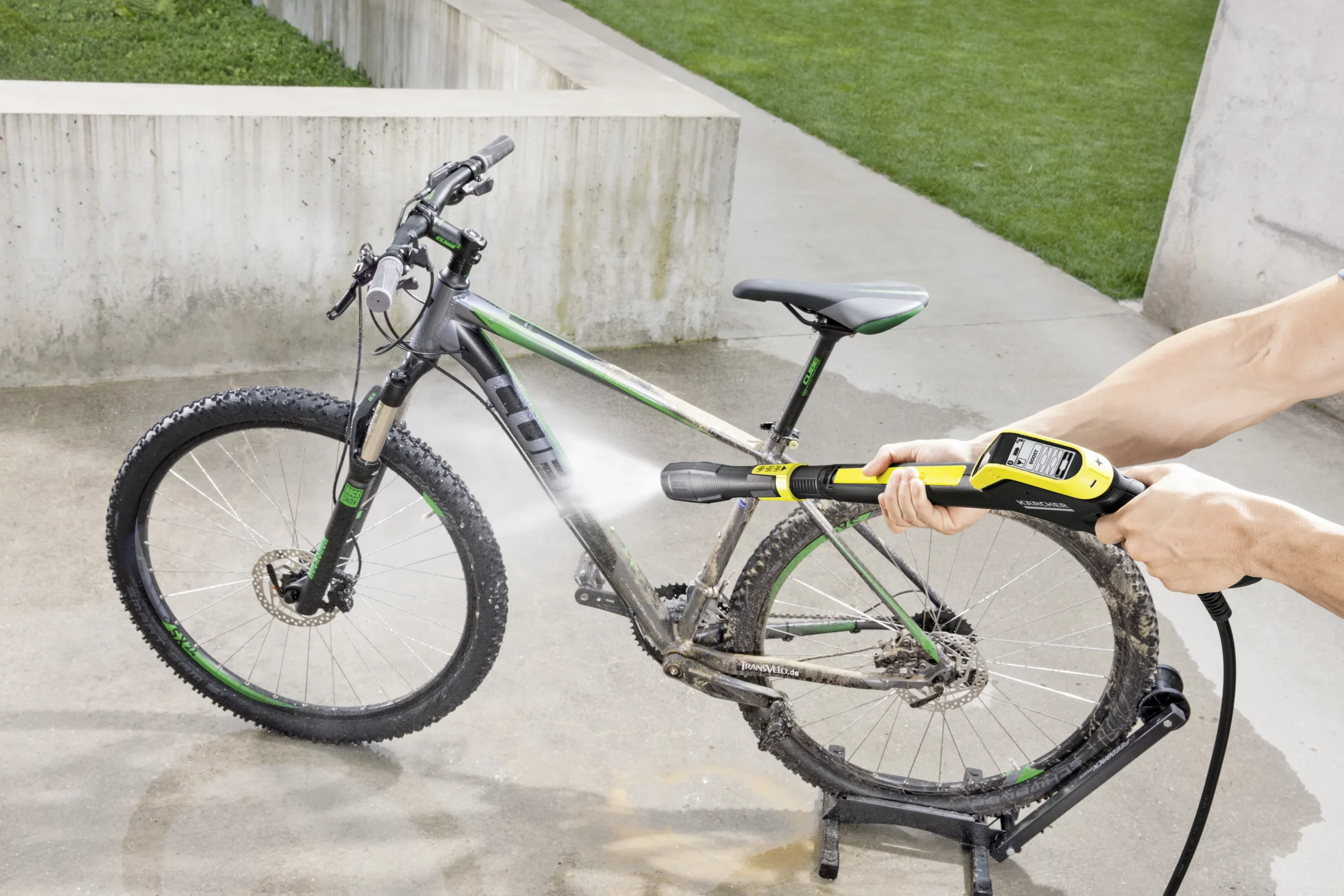 Kärcher K5 Smart Control Corded Pressure Washer 2.1kW 13246510 - Image 11