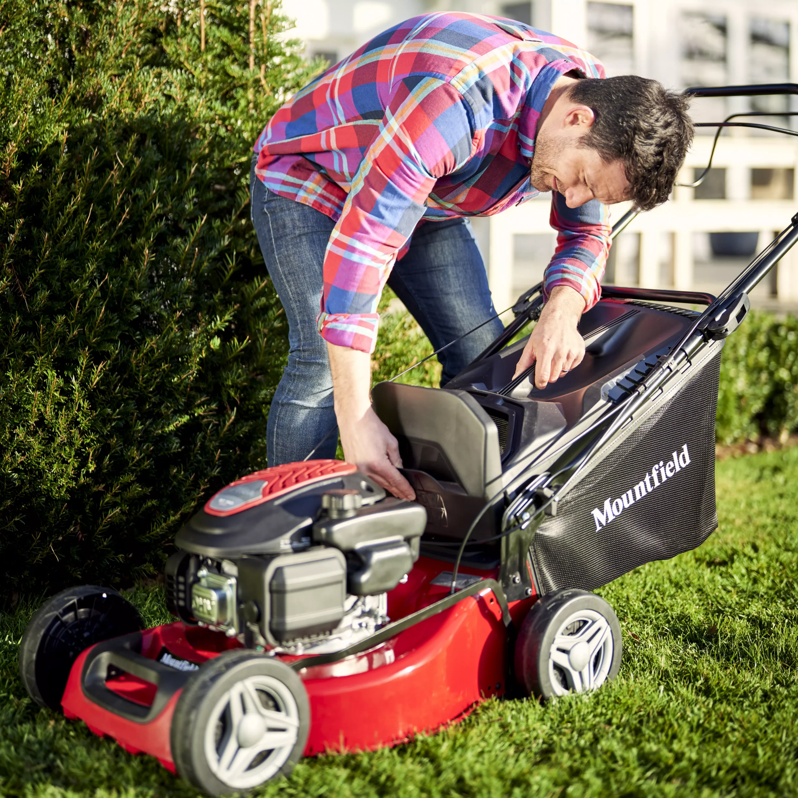 Mountfield SP185 139cc Petrol Rotary Lawnmower - Image 3